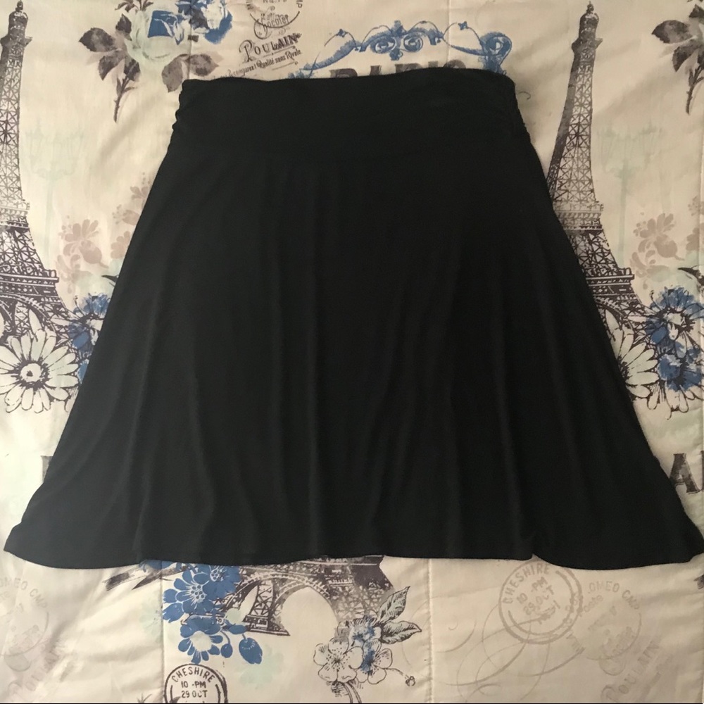 Black skirt